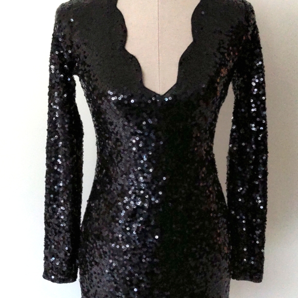 Express Dress - Picture 7 of 7